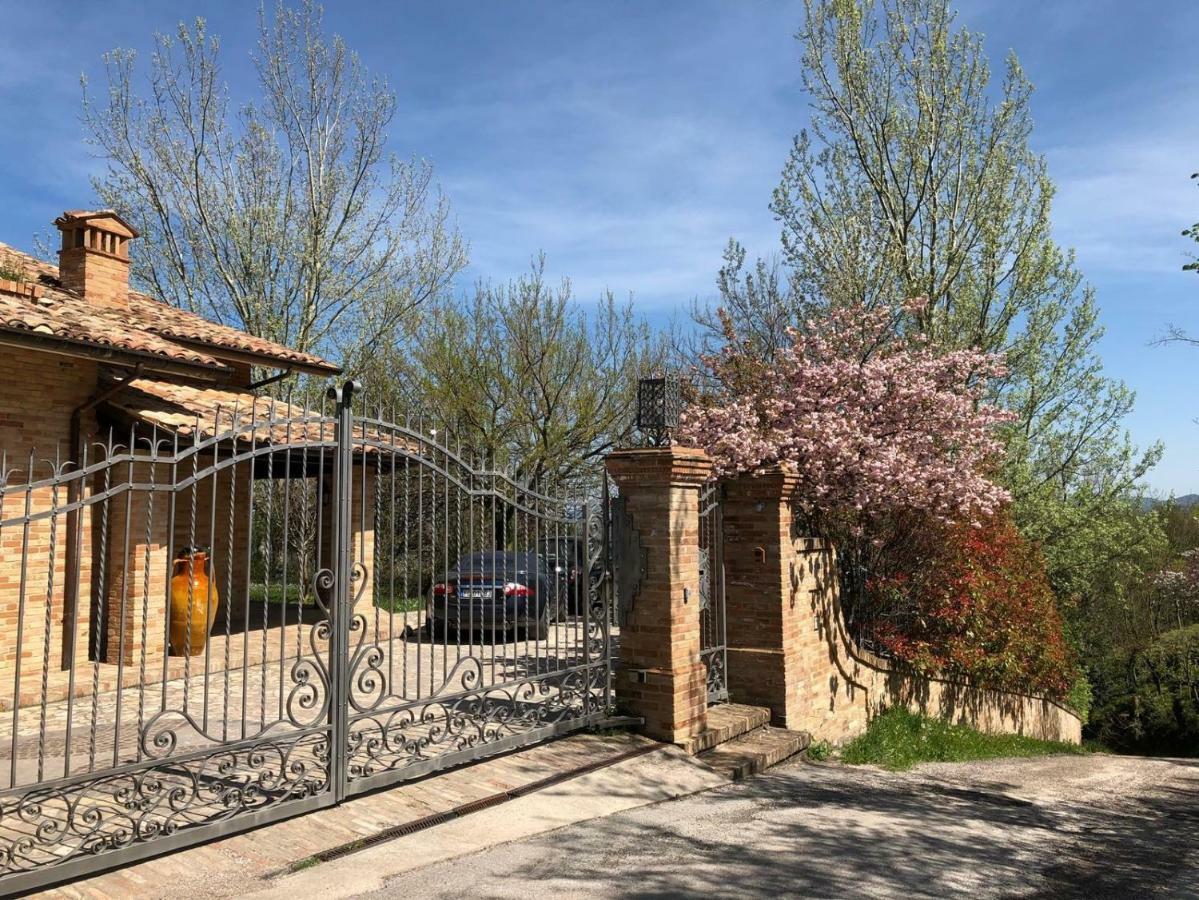 サルナーノ Luci Sui Monti Bed & Breakfast エクステリア 写真